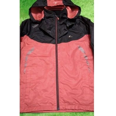 Jaket Outdoor Lecaf