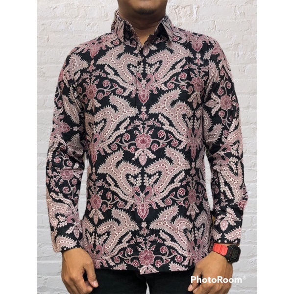 PH Baju Batik couple ayah dan anak warna pink lembut,warna real merah lembuk ke pink,batik pasangan ayah dan anak warna pink lembut,Pria Lengan Panjang lapisan furing hero,Warna pink lembut,Batik Premium,Batik Modern,Batik Jumbo,Batik Solo,Batik Kantoran