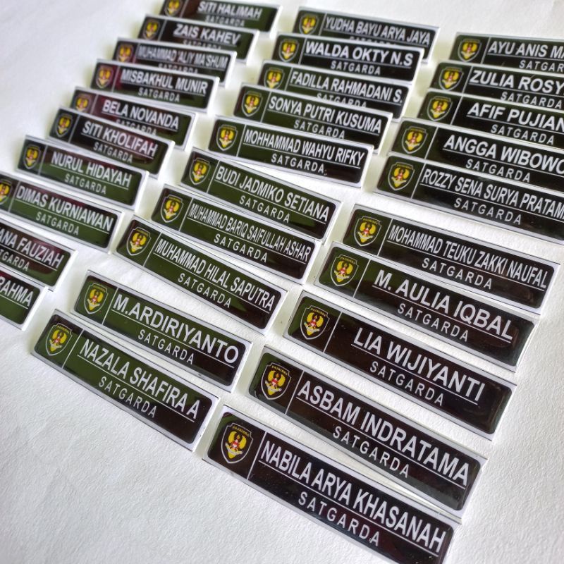 

ASTONE NAME TAG / Papan nama dada + Resin / Nama dada Akrilik / Name Tag peniti