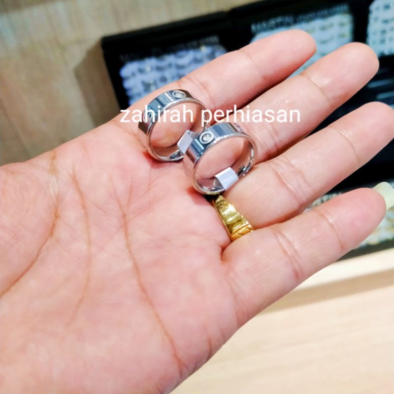 LAGI TREN 2 pcs Cincin pria wanita titanium anti luntur warna silver