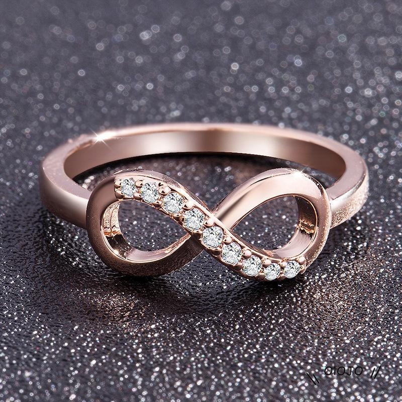 Cincin Desain Angka 8 Hias Kristal Zircon Bahan Metal Untuk Wanita ol2