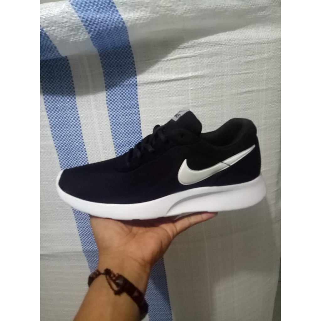 SEPATU PRIA NIKE TANJUN RUNNING ABU SEPATU OLAHRAGA LARI GYM FITNES CASUAL MADE IN VIETNAM PREMIUM