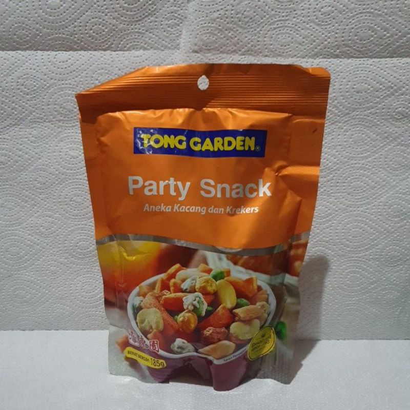 

Tong garden aneka kacang party snack