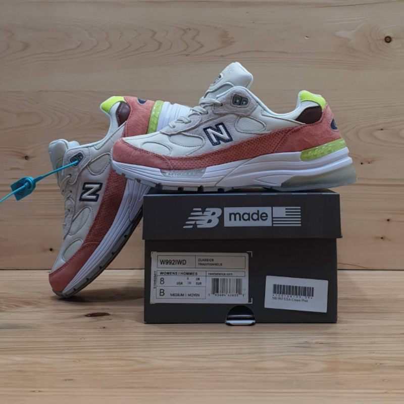 NEW BALANCE 992 USA CREAM PINK
