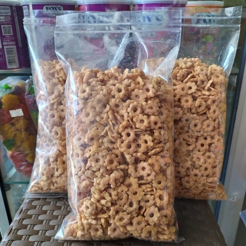 

AJISAN SNACK SAKURA 500 GRAM - Pilus Sakura/Camilan Riry/Sakura Ribut Asin/Pilus Original