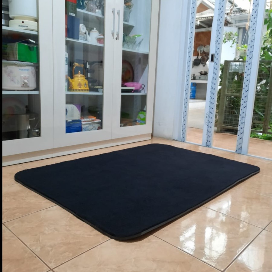Karpet Bulu Super Lembut OASIS by FONIX Busa Empuk Anti Slip 150 x 190 Black, Rasfur Korea-1