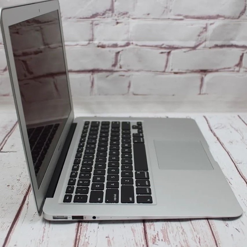 Macbook Air 11 inch 2014 // 2015 PROMO SALE TERMURAH bisa instant kurir