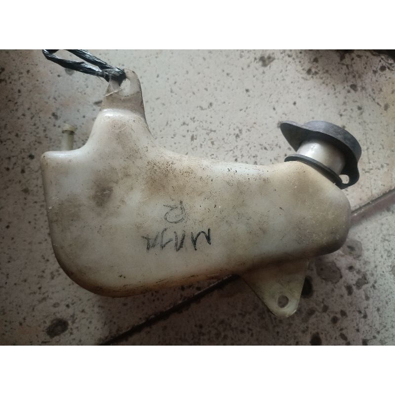 tempat tabungan radiator ninja r ss pembuangan radiator ninja r ss original copotan motor