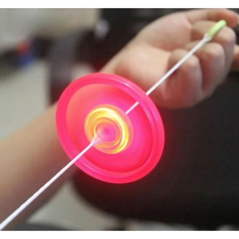 mainan gangsing tarik bunyi + lampu led warna / gasing putar