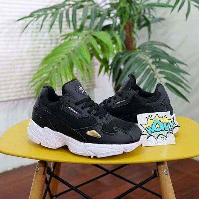Adidas falcon (kylie jenner