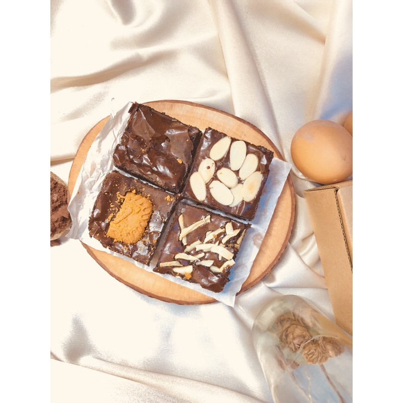 

BROWNIES FUDGY 10x10