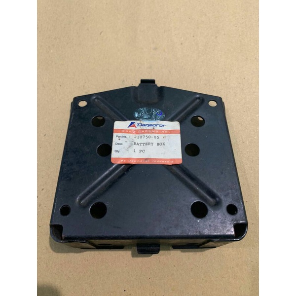 tatakan aki vespa dan motor tempat aki vespa excel exclusive