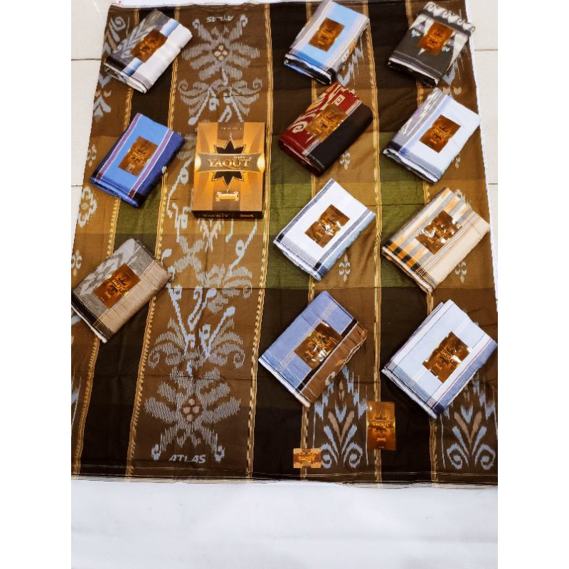 sarung Yaqut kembang Atlas RAYON