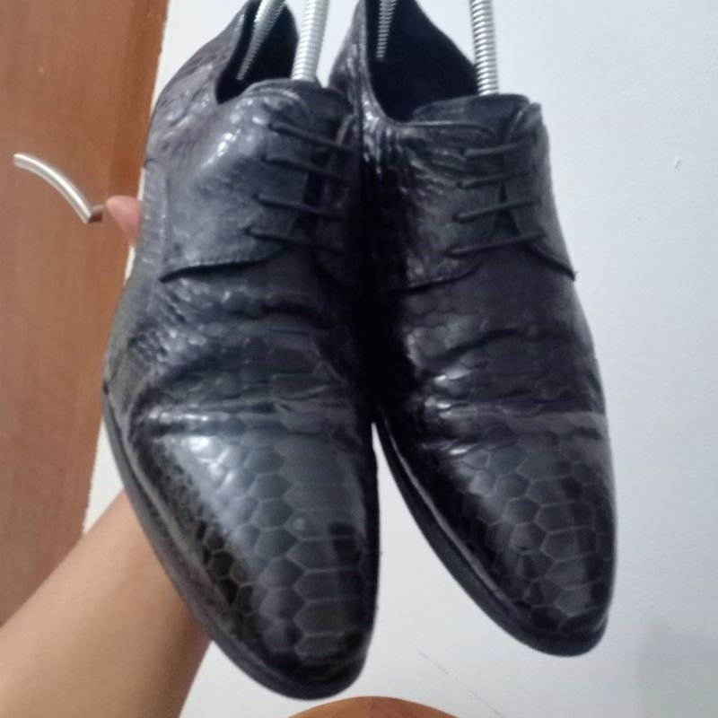 SEPATU FORMAL MOTIF KULIT SIZE 41