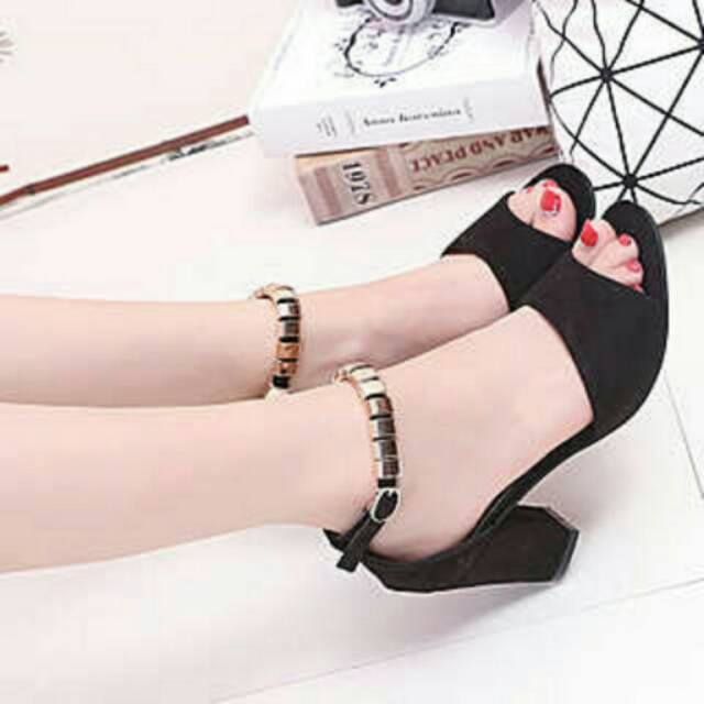 HAK TAHU WANITA CHERYBELLE HITAM