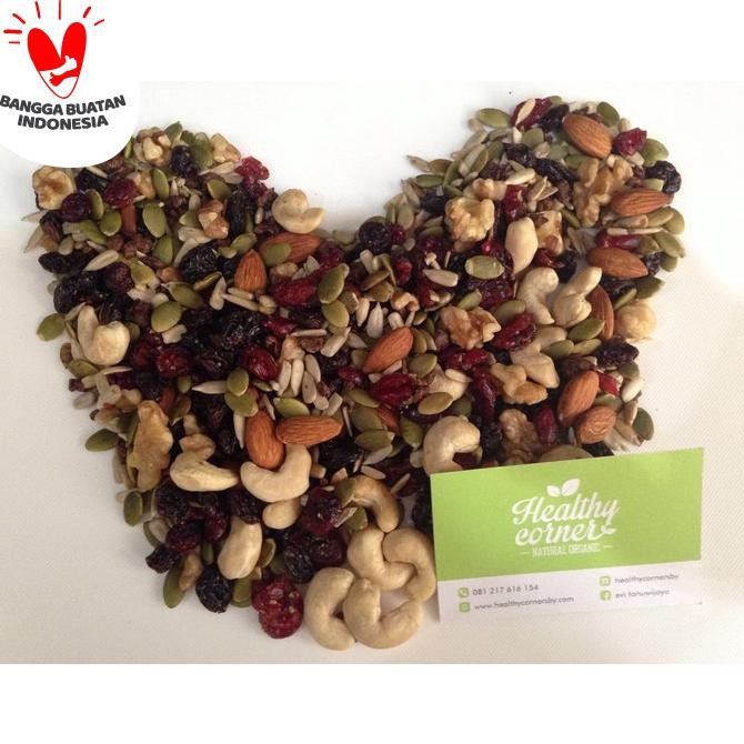 

Natural Trailmix Nuts & Dried Fruits ( Kacang Buah Kering ) 275 gr BERGARANSI