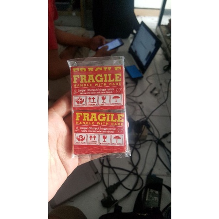 

Sticker Viral Fragile Lucu TERMURAH!!!