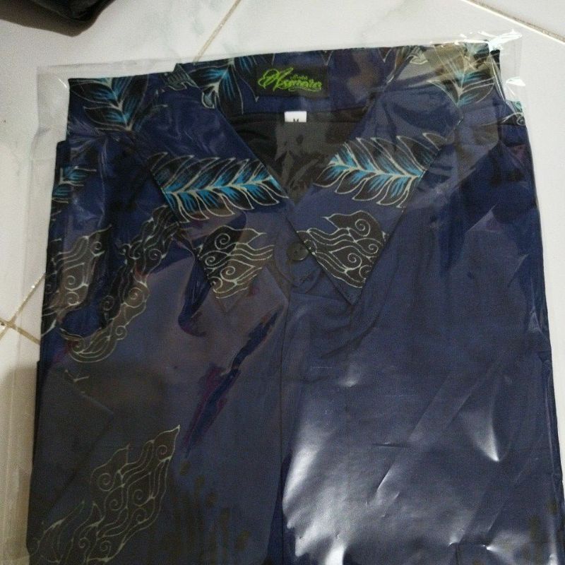 WIRAYUDA NAVY ASMARA BATIKSOLOAMANAH KEMEJA BAJU BATIK PRIA SOLO LENGAN PENDEK PANJANG LAPIS FURING ATASAN BATIK PREMIUM MODERN KATUN HALUS ASTAKA COLET CAMPAKA BIRU PARANG KUPU CIUNG WANARA GURDO BIRU MAHADEWA SEKAR JAGAD MURAI HITAM GIYANDRA HIJAU LURI