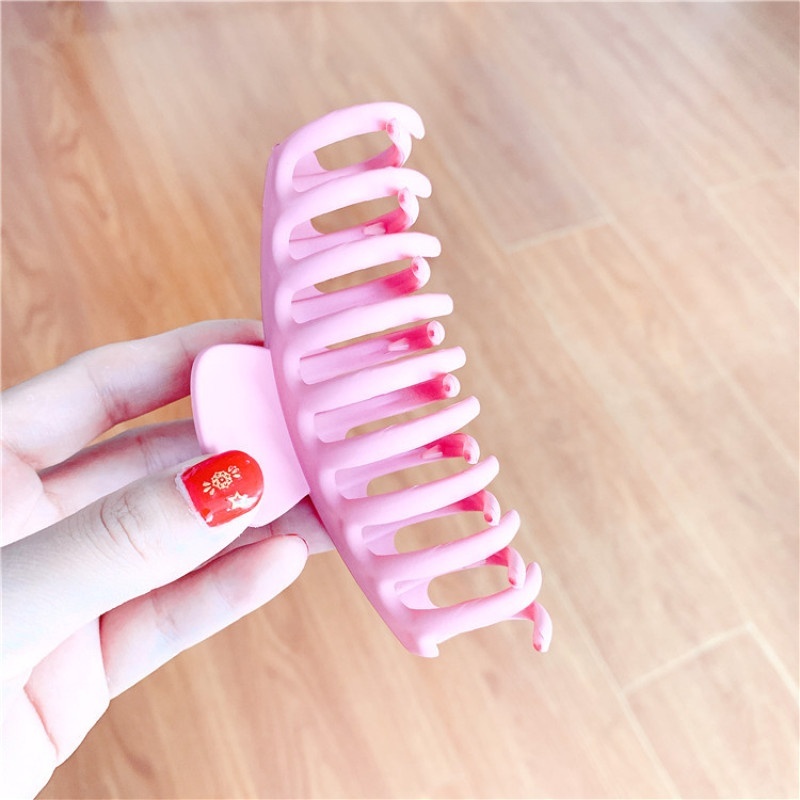 Women Simple Retro Matte Plastic Hair Claw Clip Barrette Headwear