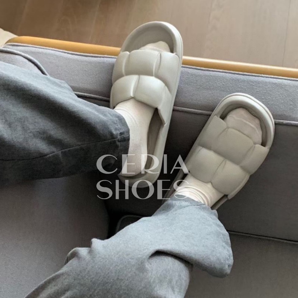 MlNlSO Sandal Jelly Korean Import Jelly Soft Slipper Anti Slip Elastic Empuk PVC-Abu GREY