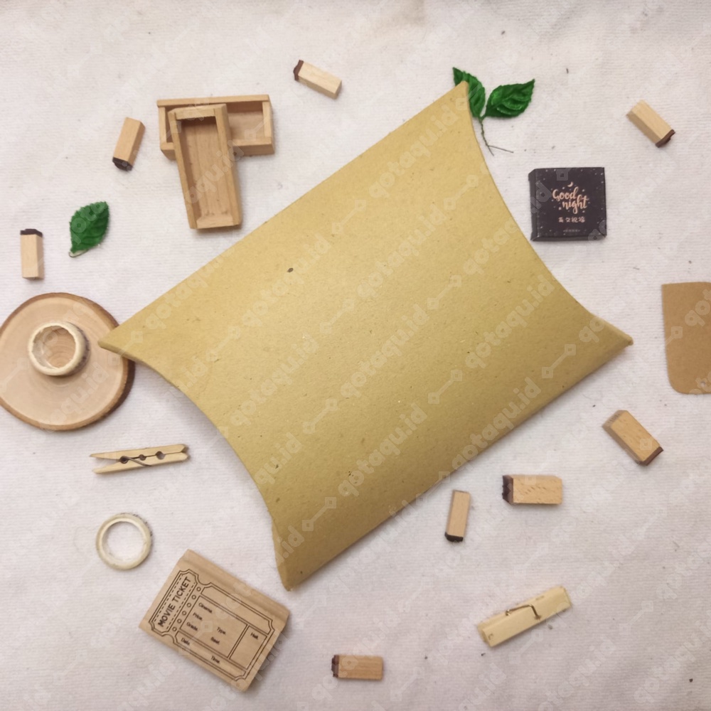 

QOTAQU Pillow Box | Kotak Packaging | Kotak Kado | Hampers Box 26 x 20 x 6 cm