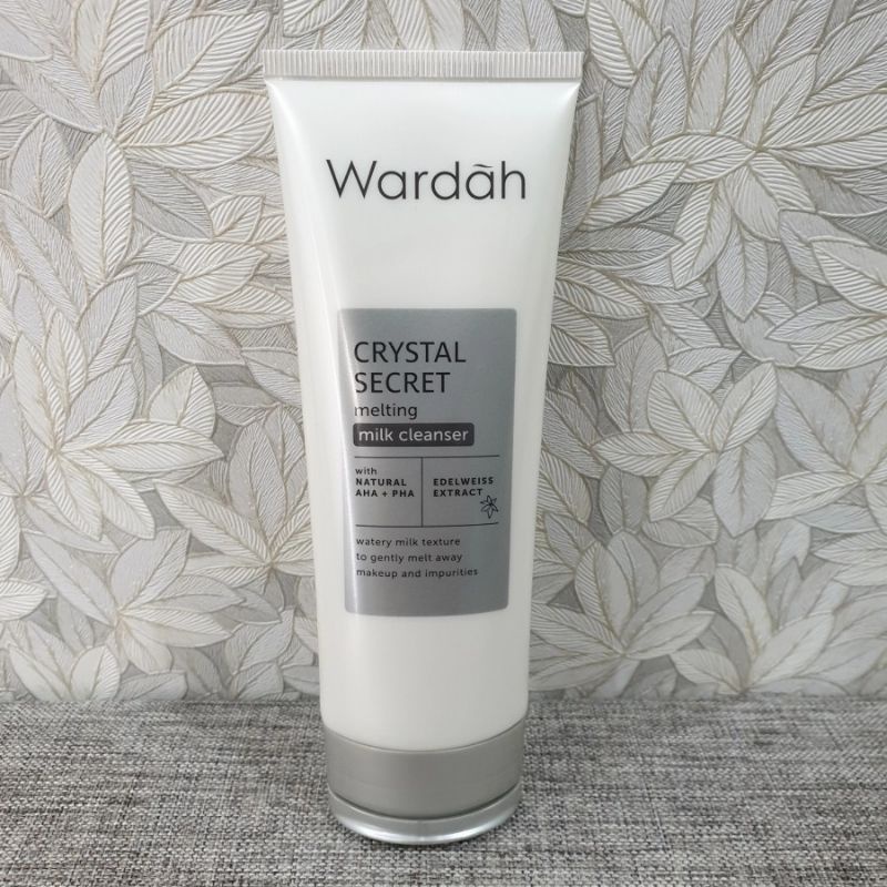 WARDAH Crystal Secret Melting Cleanser 100ml (Susu Pembersih)