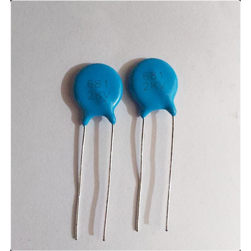 Capasitor keramic 681 2kv