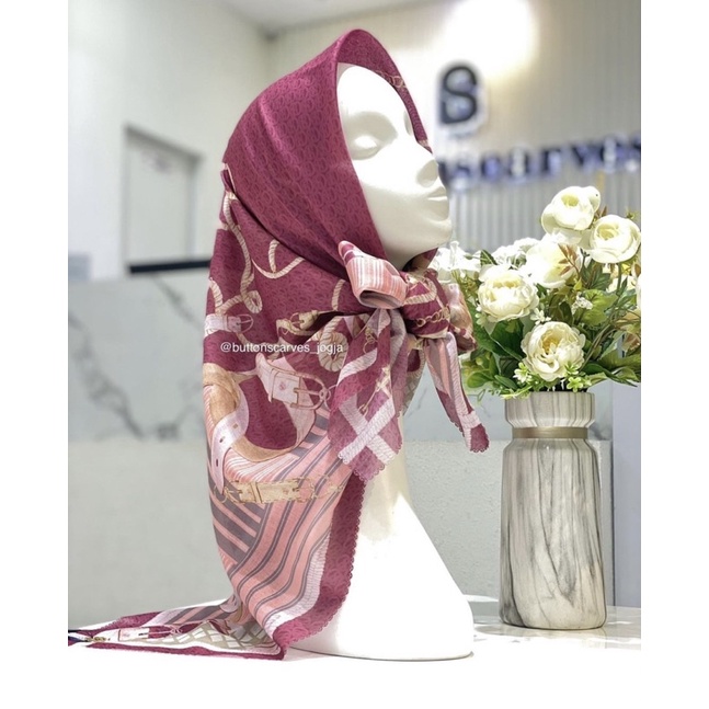 Chain 2 La Bella Series Buttonscarves