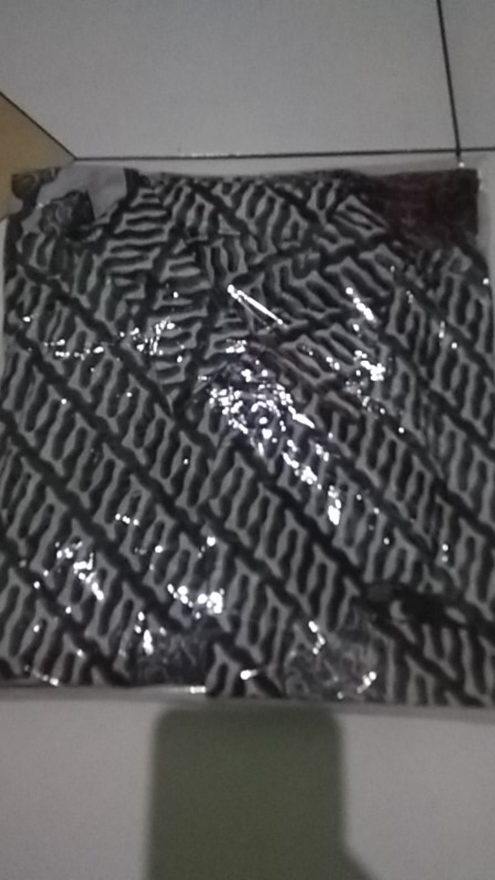 Cod - Dt Collection - Kemeja Batik Pria Motif Morena  Abu Lengan Pendek