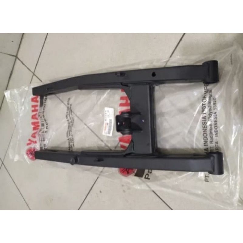SWING ARM JUPITER MX KING NEW HITAM ORI YGP