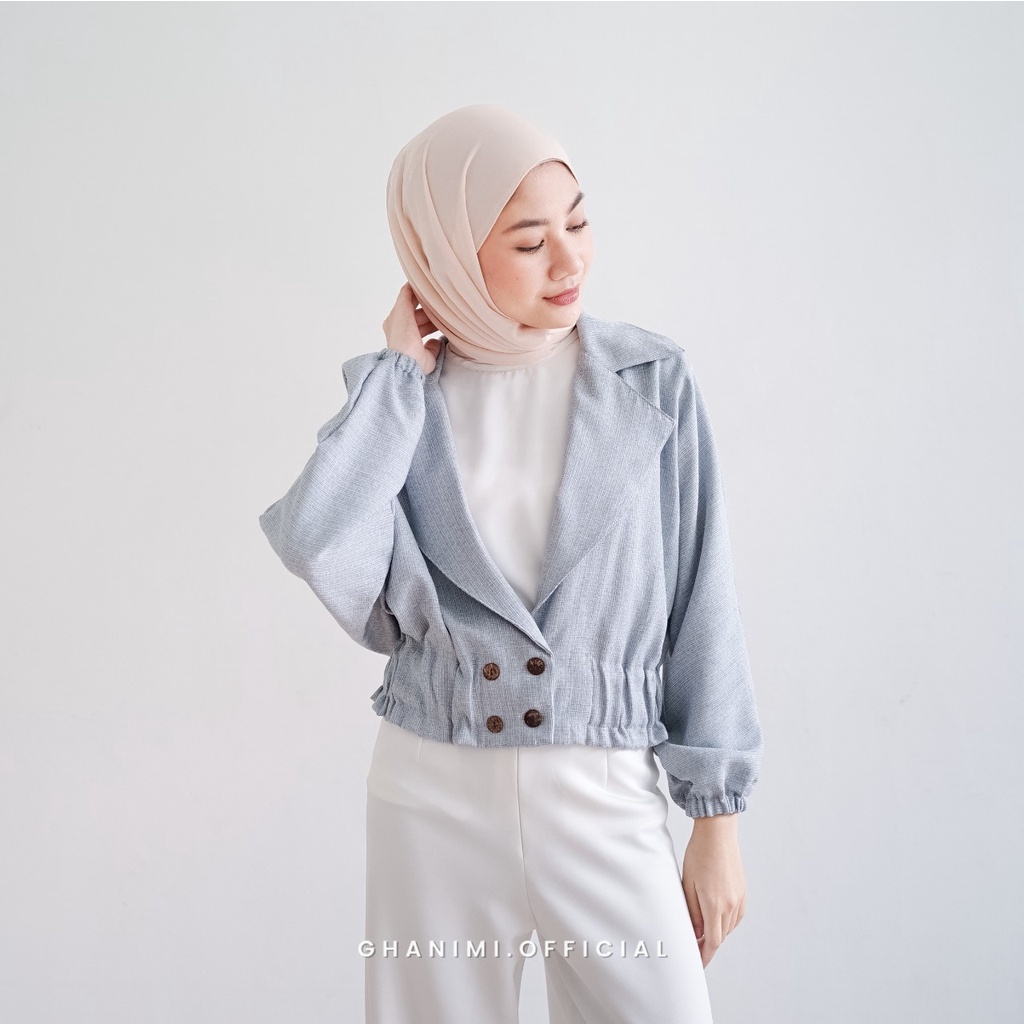 Ghanimi - Nessie Blazer / Blazer Linen Motif / blazer crop top motif / blazer polos linen kancing / jas blazer kerja wanita timeless / blazer kerja wanita kasual casual formal / outer motif / outer kerja kasual /outer kerja / atasan baju kerja