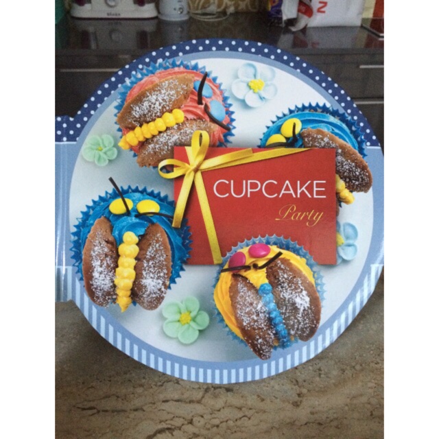 BUKU RESEP MASAKAN/RESEP KUE IMPORT CUPCAKE PARTY