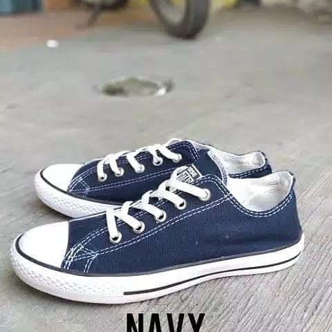 sepatu kasual converse hi low size 36-43 Sepatu Olahraga sekolah