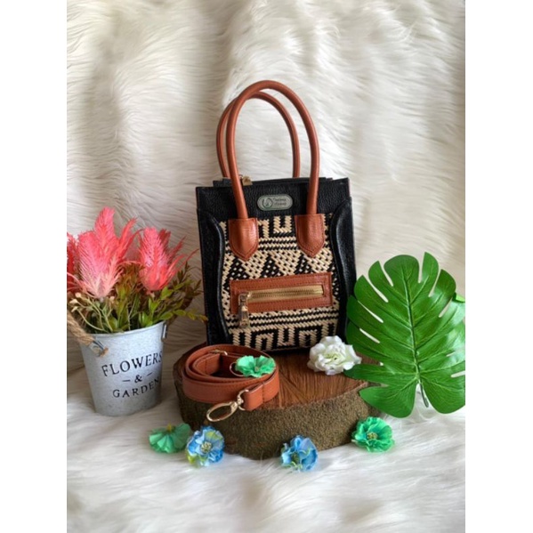 Tas Wanita rotan/anyaman rotan/Indang Apang galeri/tas selempang/tas jinjing/tas wanita