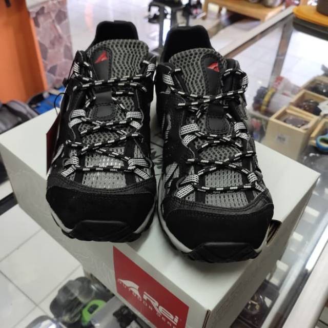 Sepatu Gunung Rei Onyx Sepatu Hiking Sepatu Trekking Original