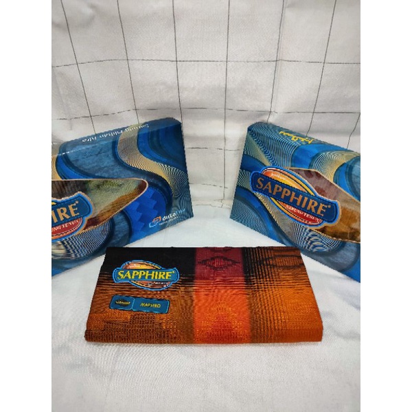 sarung Sapphire motif MAESTRO
