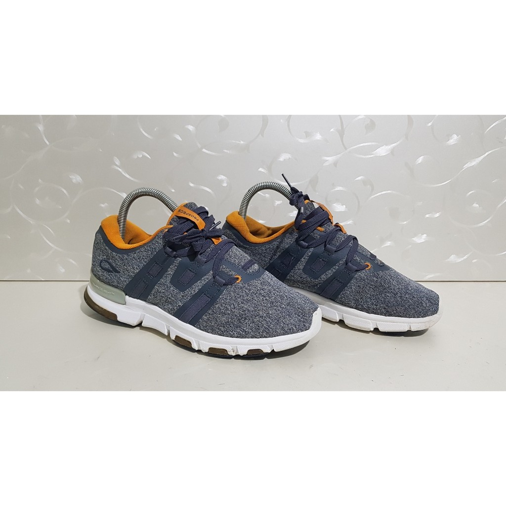 Sepatu Prospecs - Size 41 sd 42 - Original 100 Persen - Scd