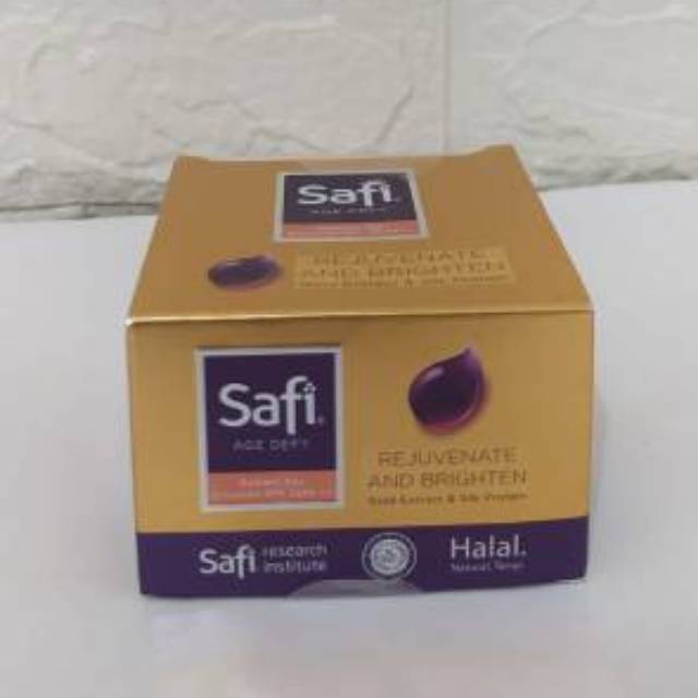 safi daily fold rejuvenate and brighten
