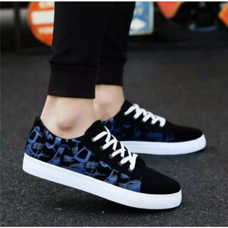 sepatu sneaker kets pria dan wanita batik pendek