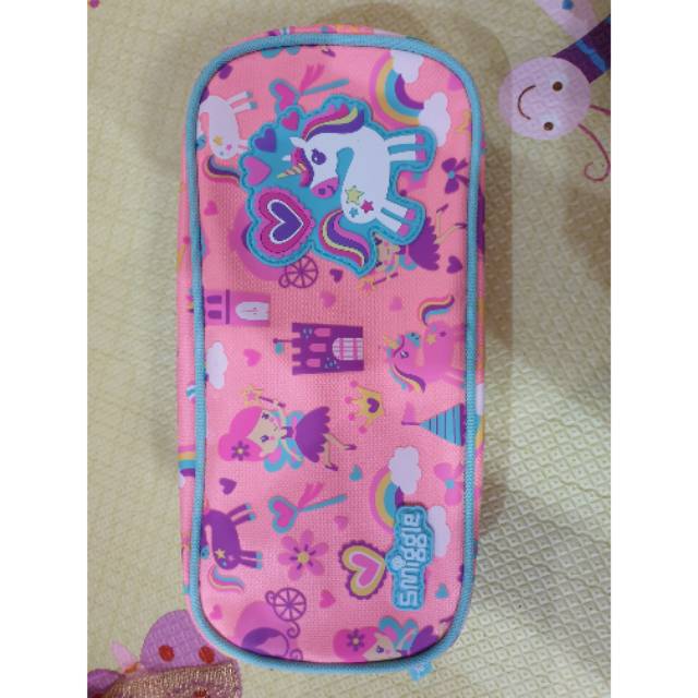 

Pencil case Smiggle