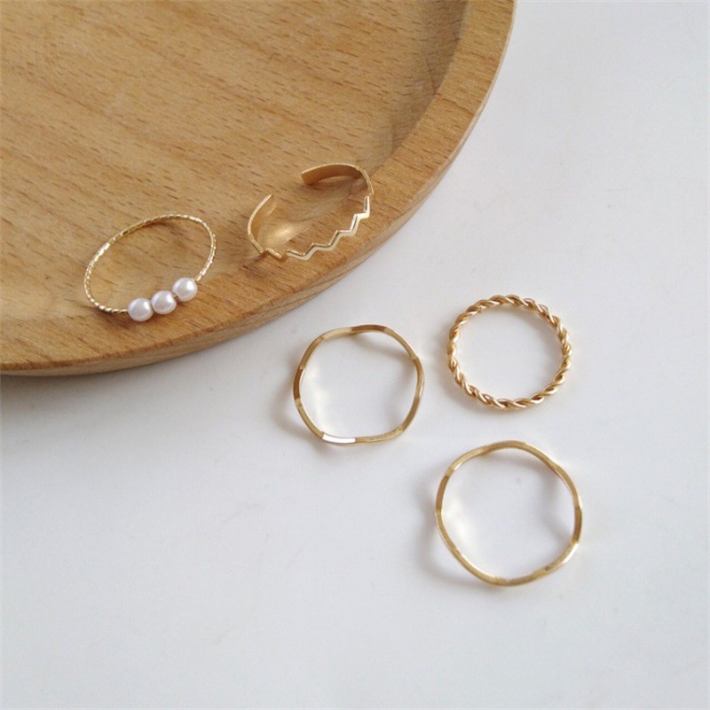 Set Cincin Multilayer Aksen Mutiara