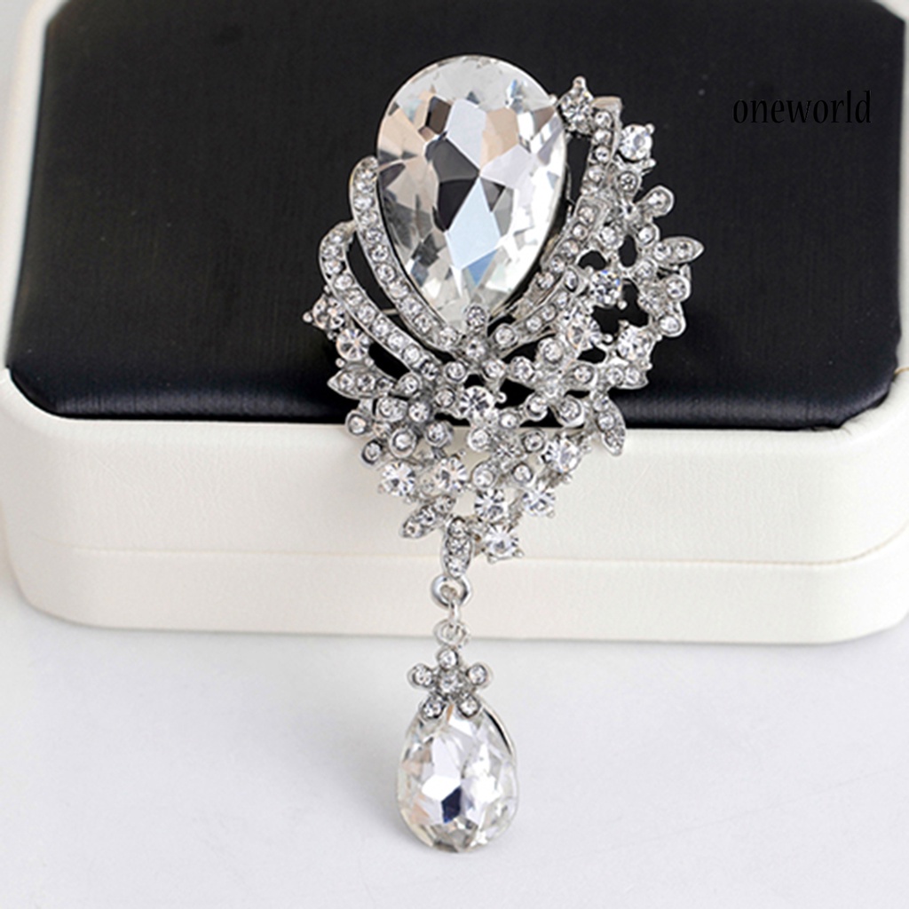 OW@ Brooch Pin Big Rhinestone Hollow Design Alloy Engagement Jewelry Brooch for Women