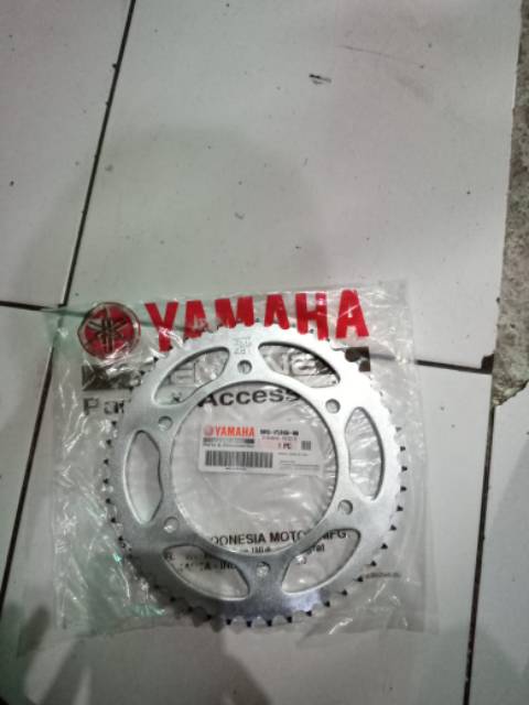 Gear Belakang-Gir Belakang-Sprocket Driver Yamaha Vixion R 2018 Asli BK6-G5448-00-1