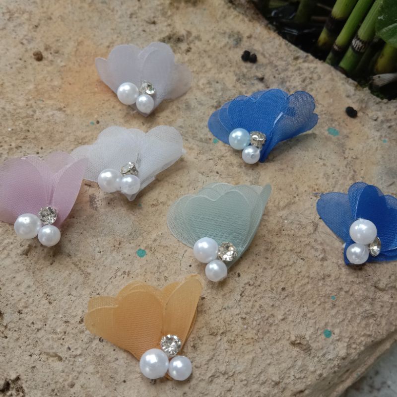 Aplikasi bunga semanggi/bunga kebaya/gaun