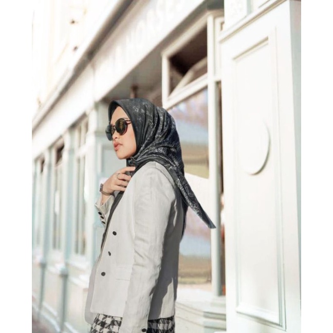 SALE HIJAB / BS HITAM  / COD / KERUDUNG VOAL MOTIF / SEGI EMPAT VOAL / JILBAB TERBARU / LASER CUT