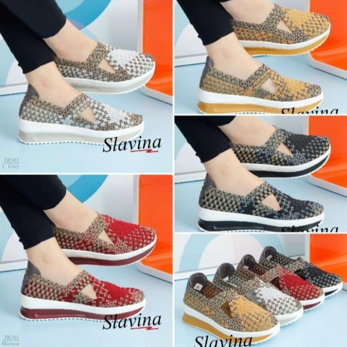 Sepatu Wedges Slavina Serlly Rajut TR301 HEMAT