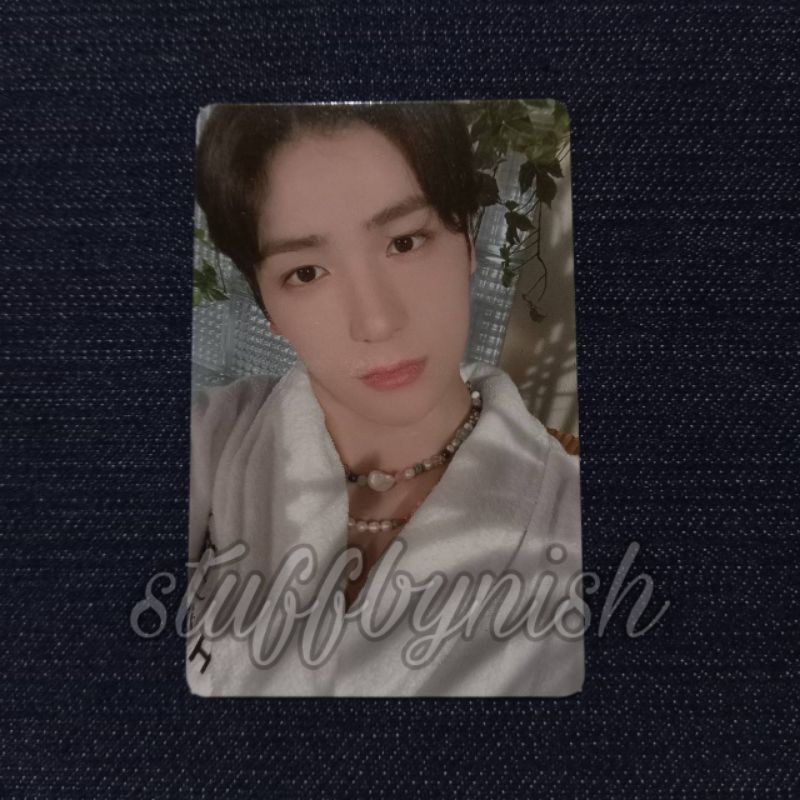 MMT BATHROBE MMTB THRILL RIDE HYUNJAE THE BOYZ