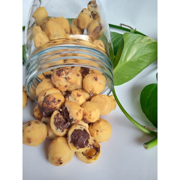 

Snack cemilan makanan ringan kiloan sus/soes kering coklat murah