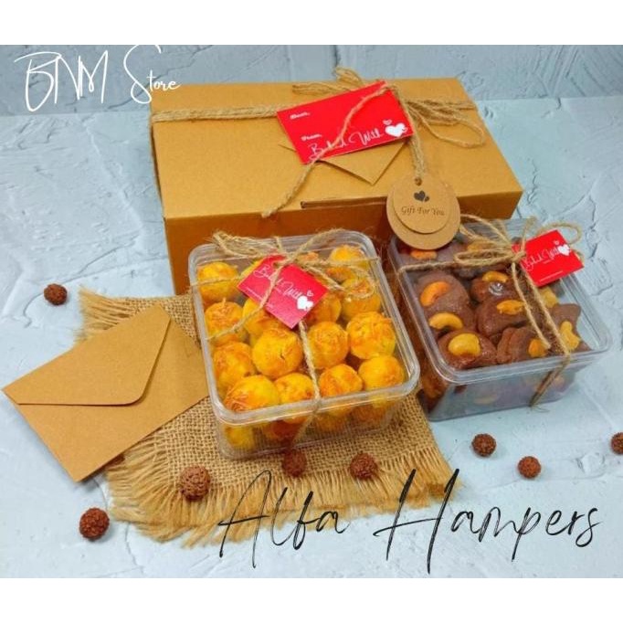 

BAYAR COD HAMPERS KUE KERING OLEH OLEH CEMILAN TERLARIS