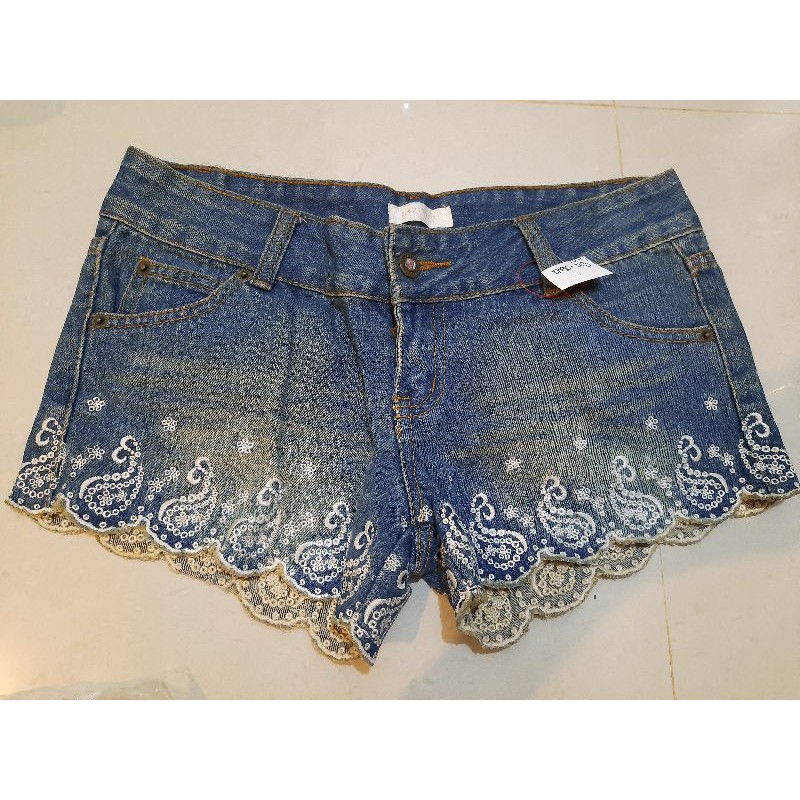 hotpants denim wanita
